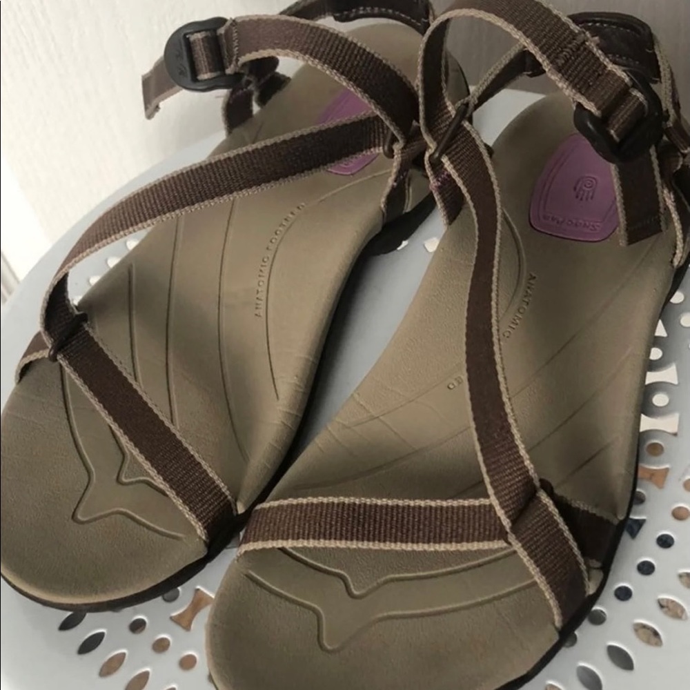Teva Verra Sandals size 6